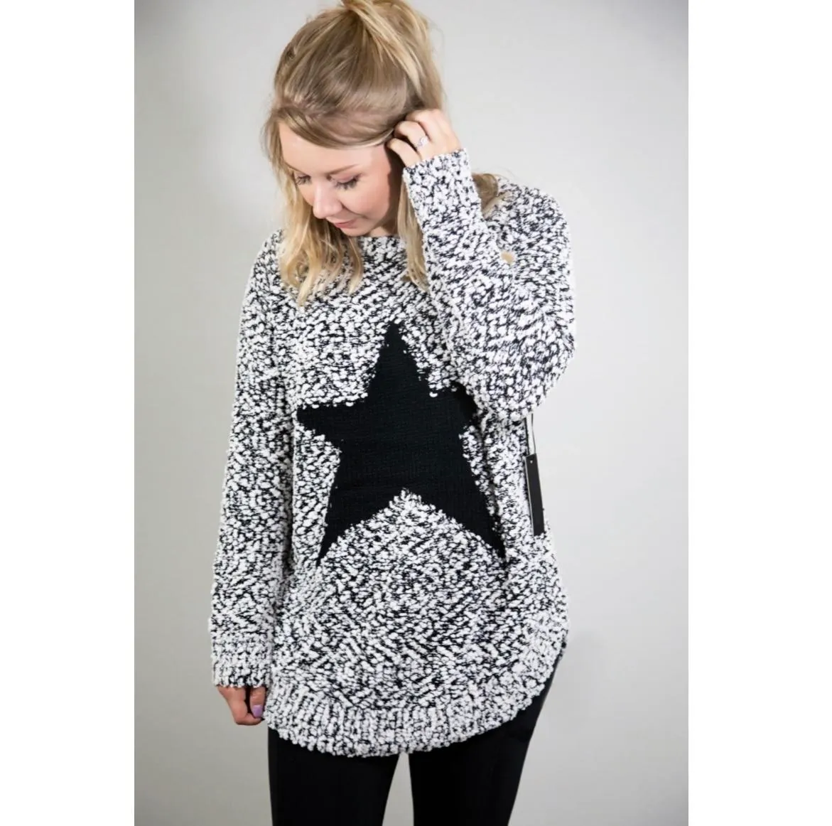 Anthropologie DOE & RAE One And Only Black Star White Black Sweater - Image 3