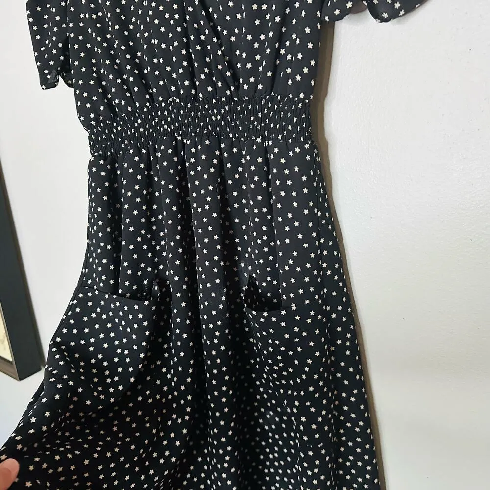 NWT GOOD LUCK GEM Black & White Floral Ruched Short Sleeves Midi Dress Size XS - Image 11