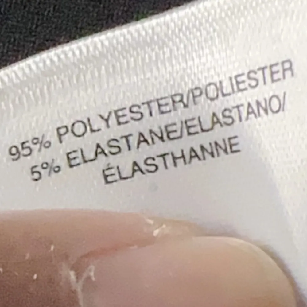 Anne Klein black stretchy silky smooth skirt with metal logo belt tie NWT - Image 5