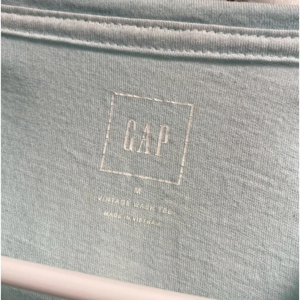 light blue gap cute/comfy shirt - Image 2