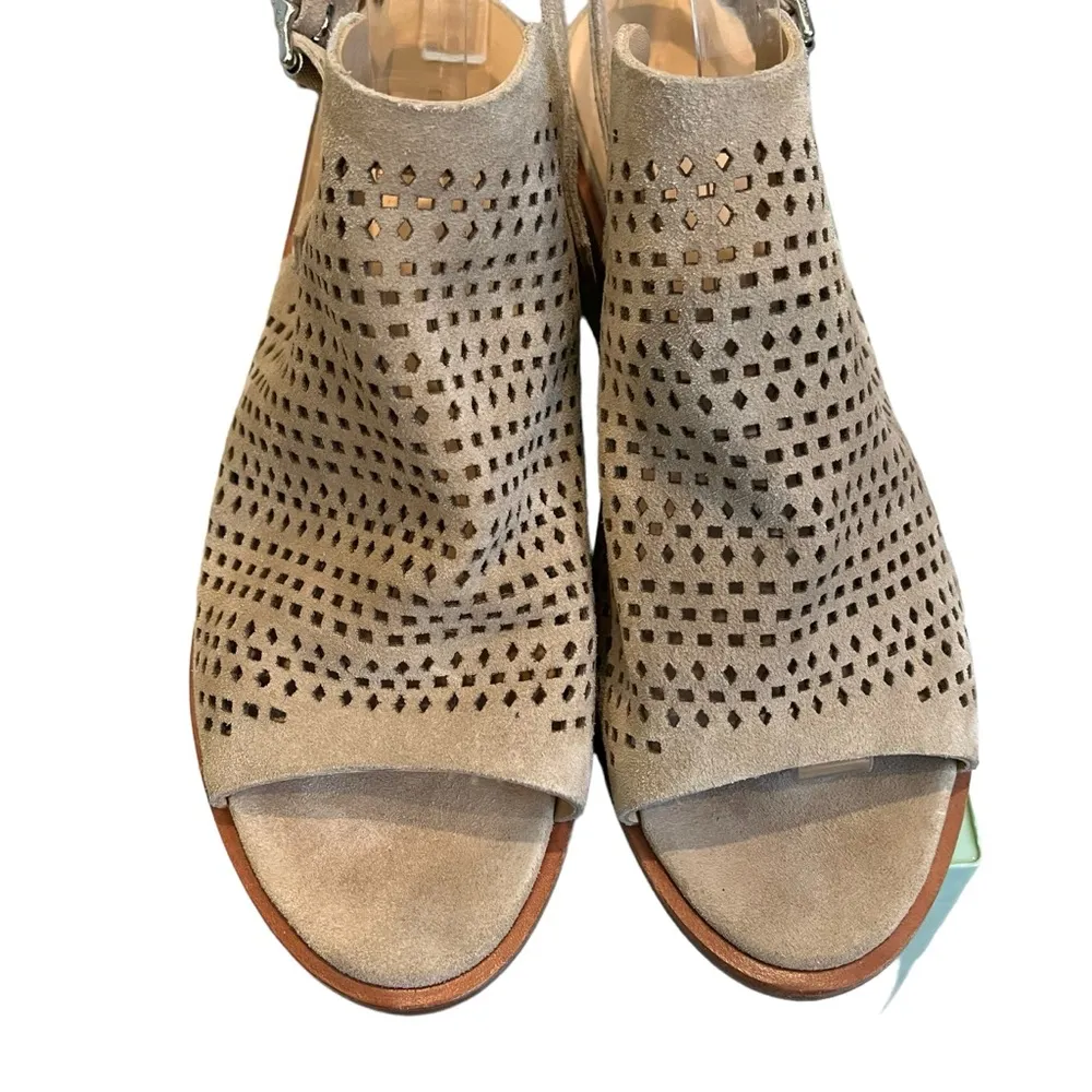 Rag & Bone Wyatt Perforated Suede Mid Heel Sandal, Sz 39 - Image 8