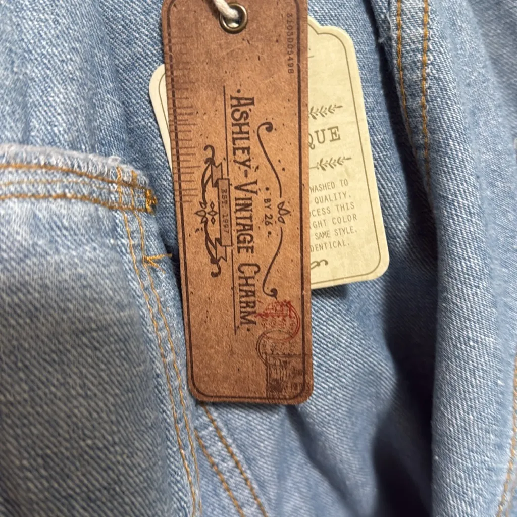 Ashley Vintage Charm Denim NWT jean Jacket Hannah Wash woman size Medium Blue - Image 7