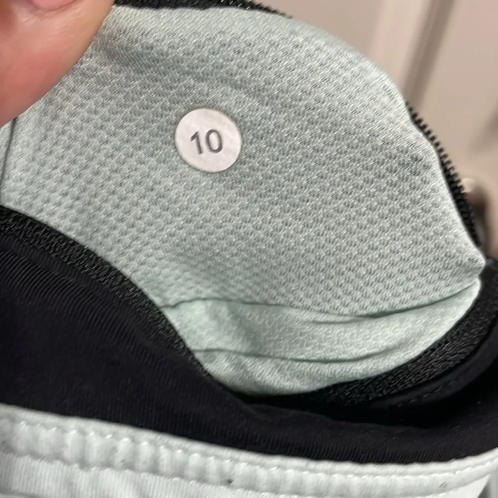 Lululemon Pace Rival Crop in Pretty Prism Multi - Image 7