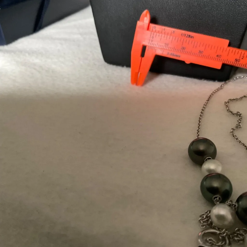 Mikimoto 18k W gold South Sea & Akoya 7.3 - Image 6