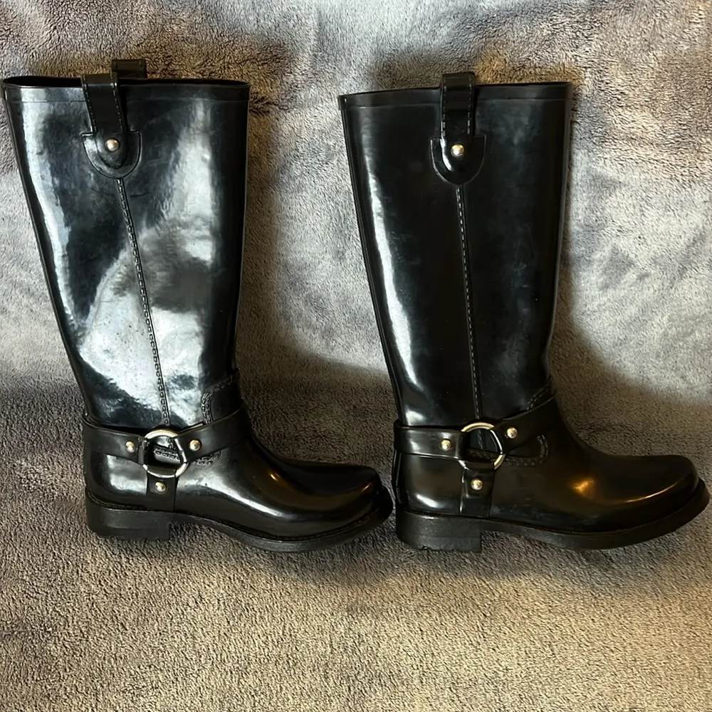 EUC Stormy Rubber Knee Rain Boot Black Size 8 - Image 2