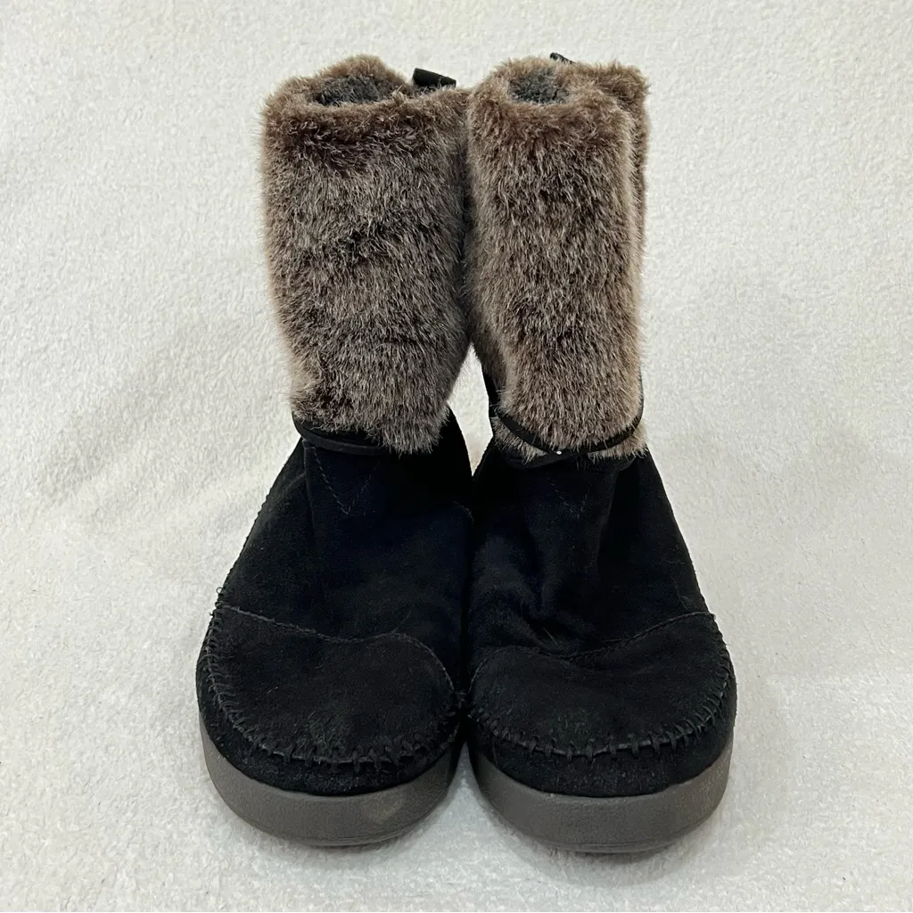TOMS Nepal Black Suede Faux Fur Moccasin Boot Size 10 - Image 4
