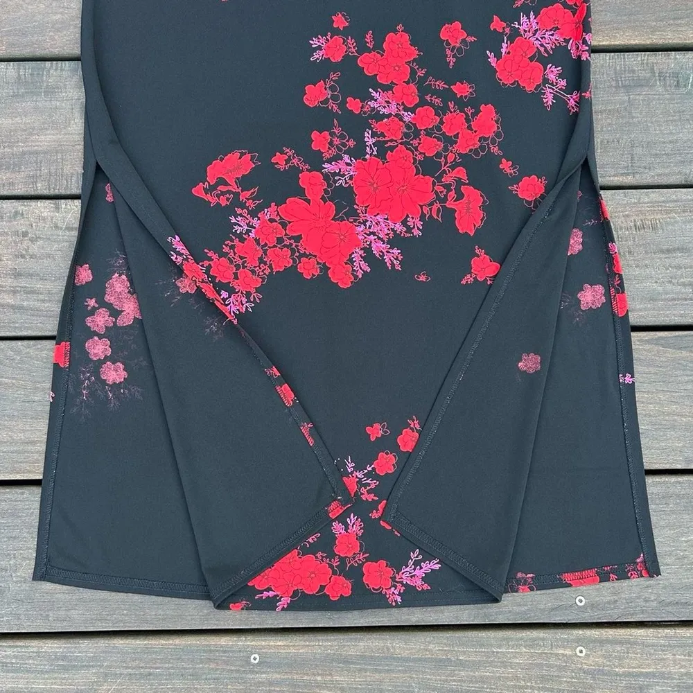 Vintage Stretchy Black GAS Red Floral Print Maxi Dress w/ Slits Tank Scoop Neck - Image 4