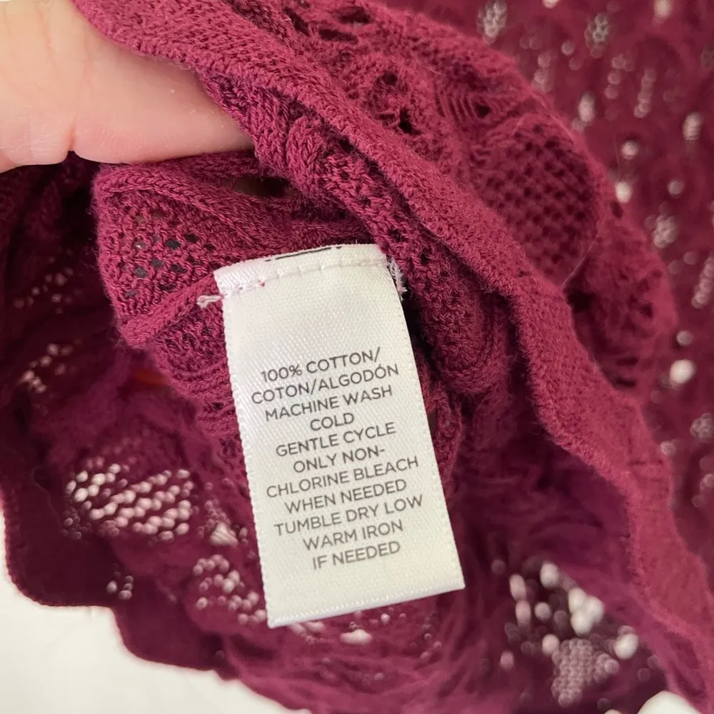 Ann Taylor Loft Petites open knit crochet short sleeve blouse ~ women’s sz SP - Image 4