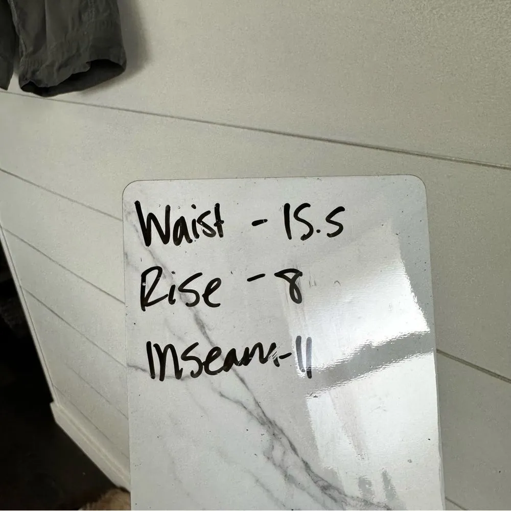 Kuhl Women’s 10 Grey Shorts Hiking Outdoors - Image 7