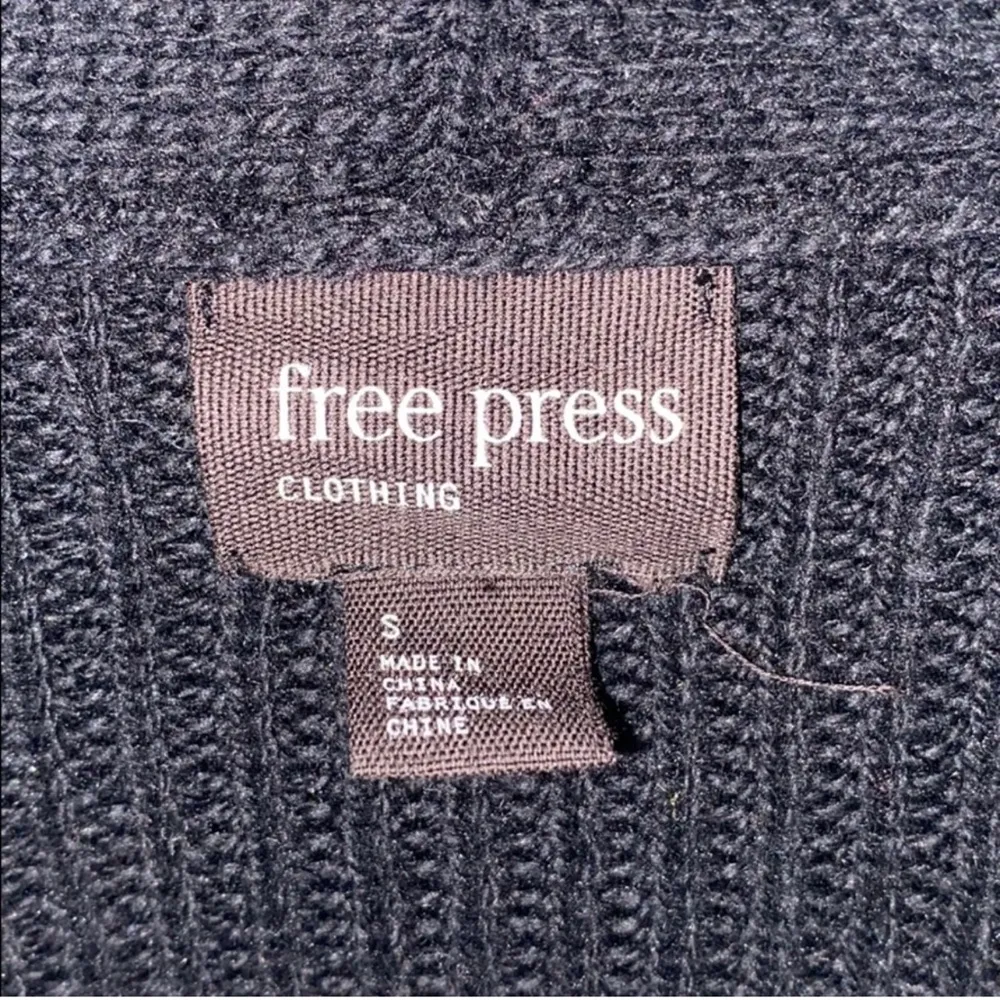 Furry black cardigan - Image 6