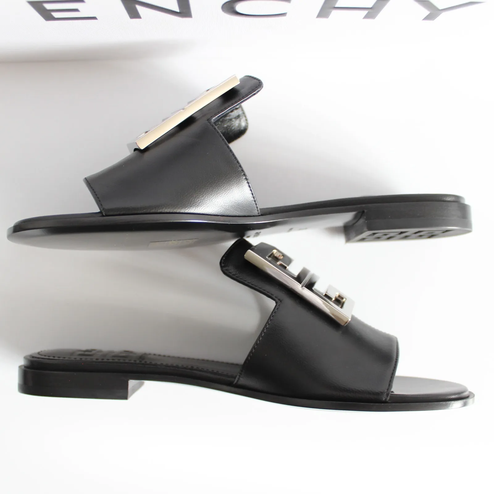 New Givenchy 4G Black Leather Silver Logo Slides - Image 8