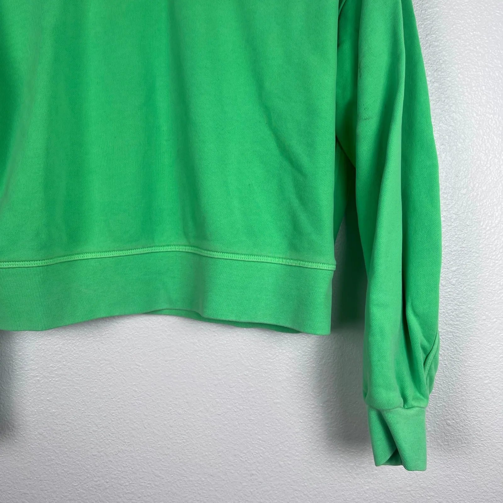 Lululemon Women's Perfectly Oversized Cropped Crew Pullover Sweatshirt - Image 7