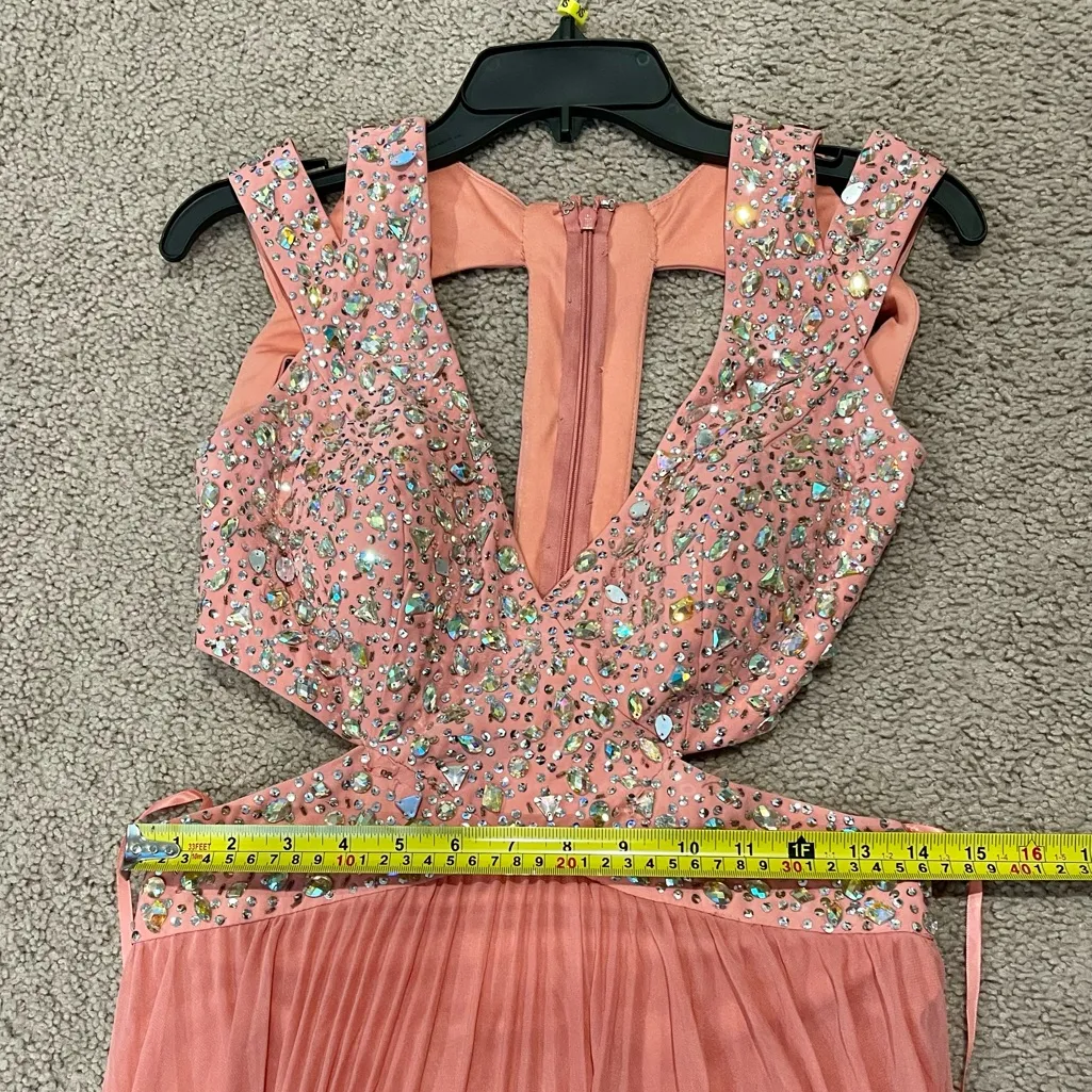 BETSY & ADAM Cut-out Sides A-line V-neck Beading Prom Long Deess - Image 8