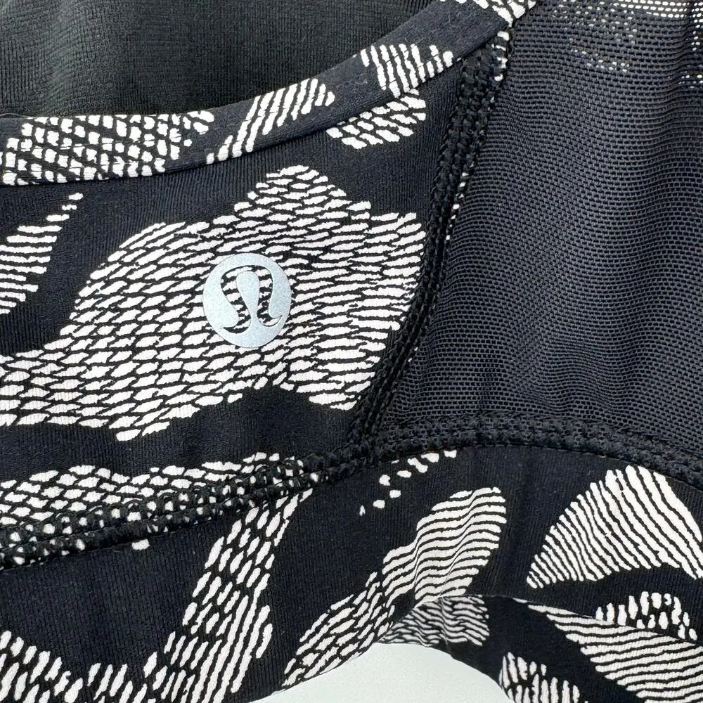 Lululemon Women's Flow Y sports bra black white gym yoga mesh back size 6 - Image 4