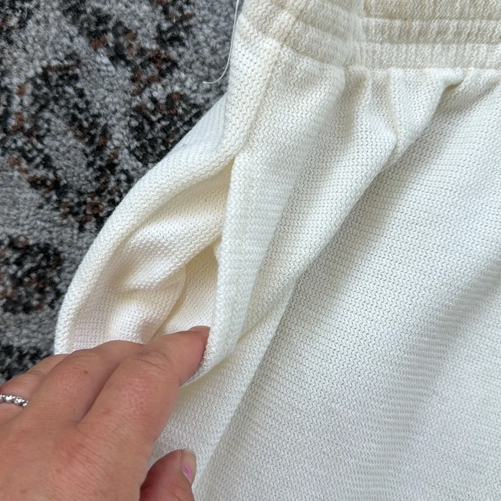 Vintage Basic Editions Relaxed Fit Elastic Waist Pants White XL - Image 3