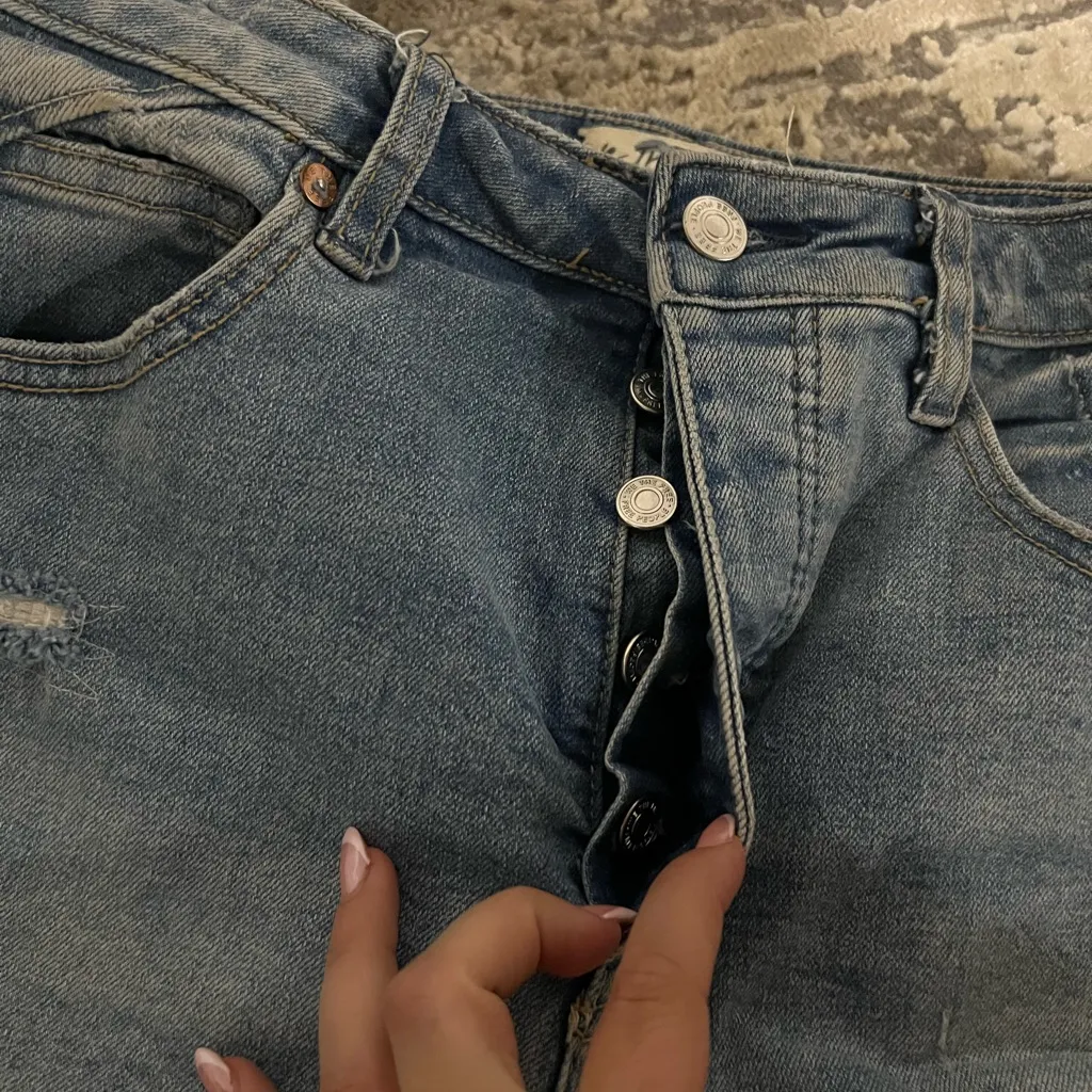 We The Free Blue Denim CRVY Distressed Jean Shorts Size 28 US - Image 3