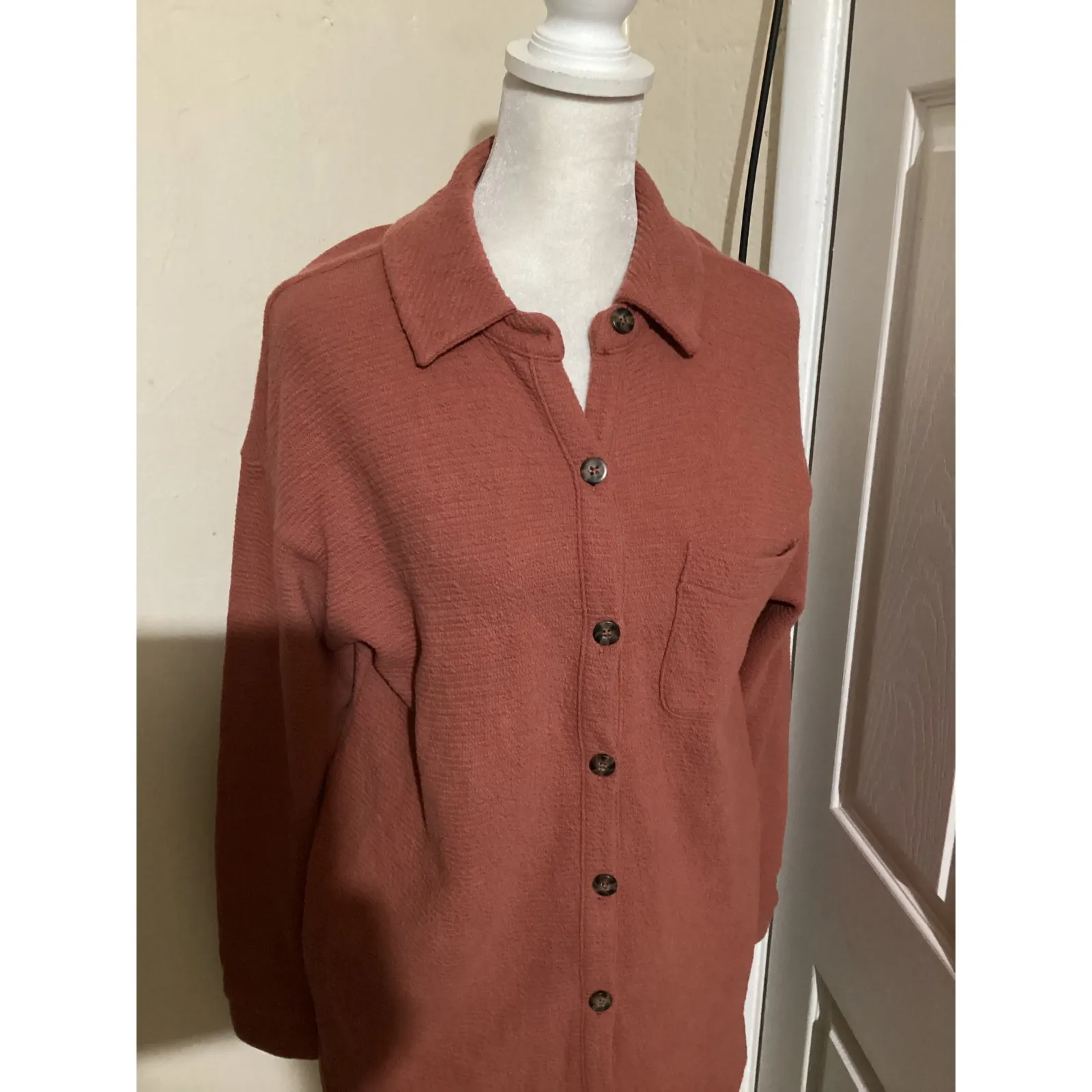 Madewell  Textured Button Front Shirt Jacket Brick Red Size Small - Image 3