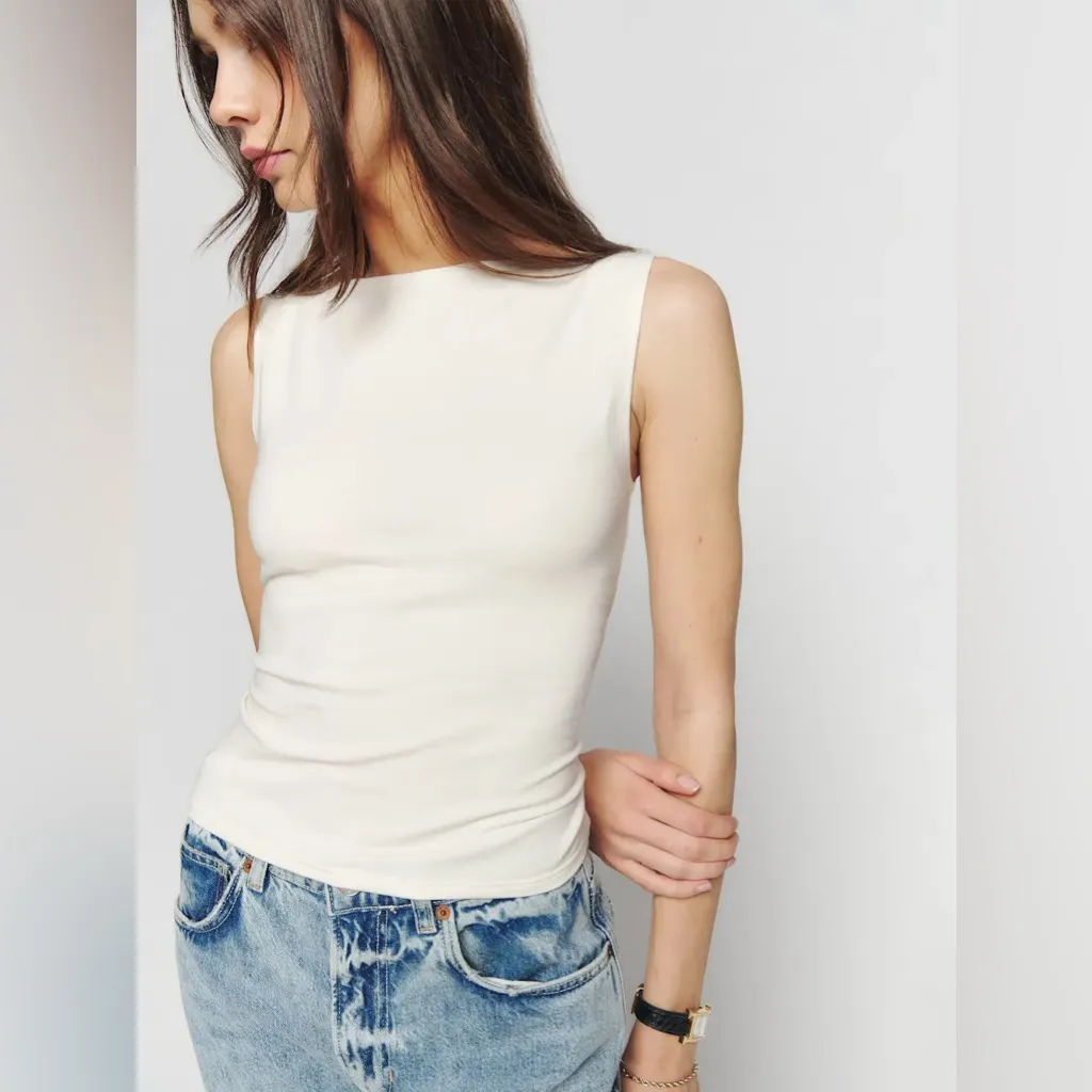 Reformation  dusk knit top - Image 2