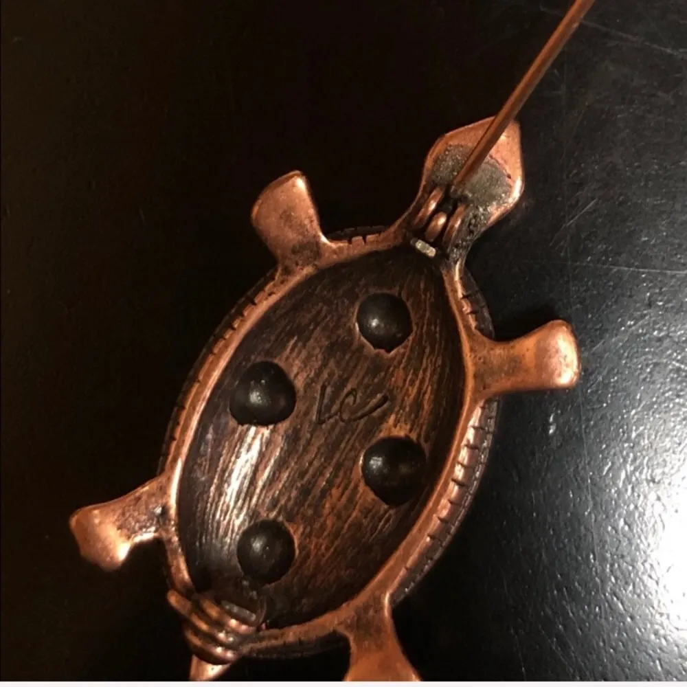 Vtge Liz Claiborne Bronze & Green Turtle Brooch - Image 6
