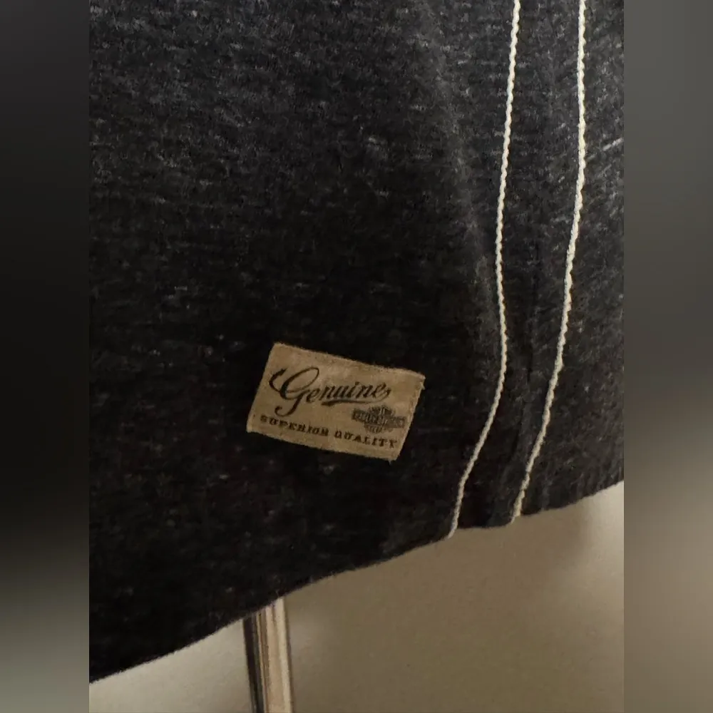 EUC Harley Davidson Gray and Yellow Embroidered Raglan Button Down Tee size L - Image 5