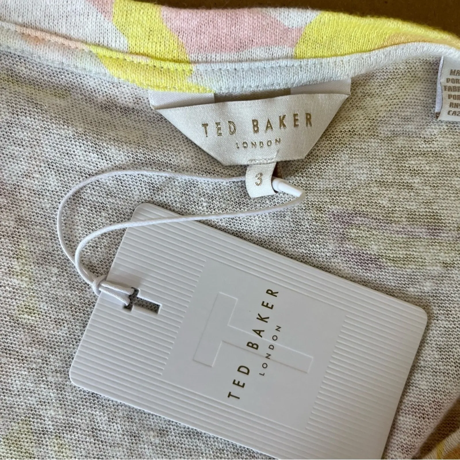 Ted Baker London Ciana V Neck Top - Image 7