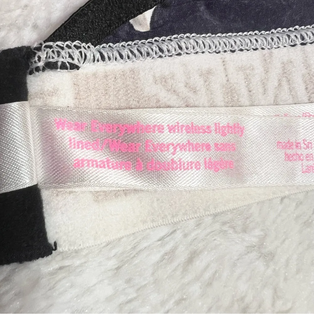 VS PINK Black Floral Wear Everywhere Wireless Lightly Lined Bra Size 34C - Image 10