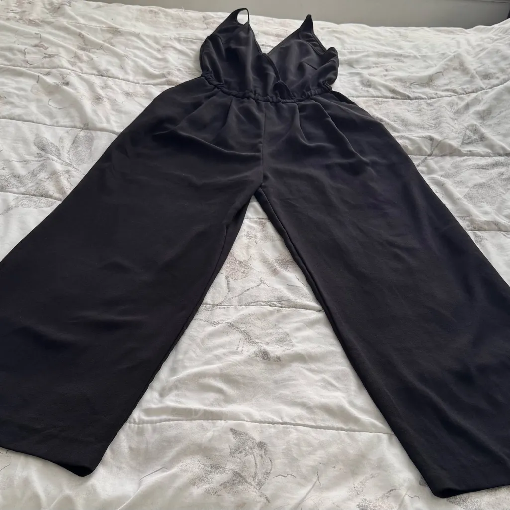 H&M Conscious Black wide leg spaghetti straps jumpsuit with pockets, size 4 - Image 5