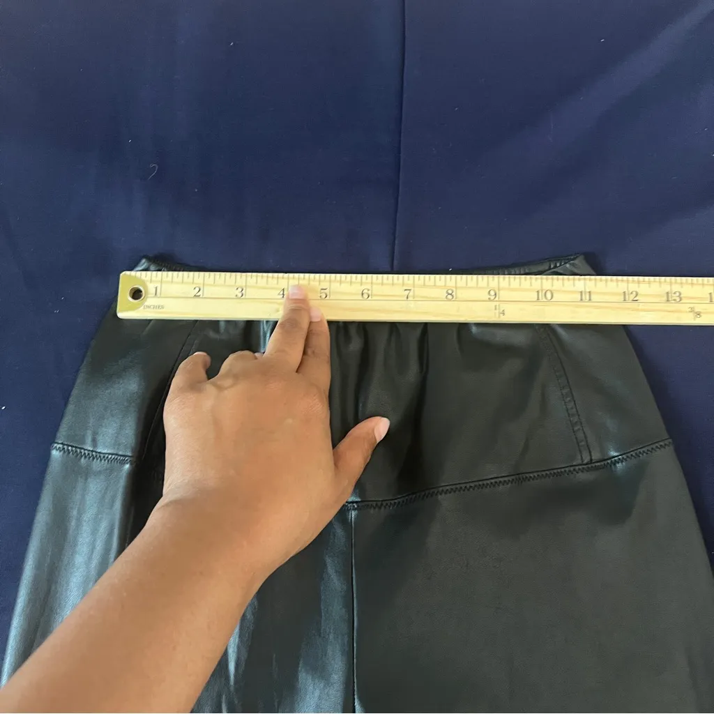 Aritzia Wilfred Free Daria Pant High Waisted Vegan Leather Leggings Black Size S - Image 12