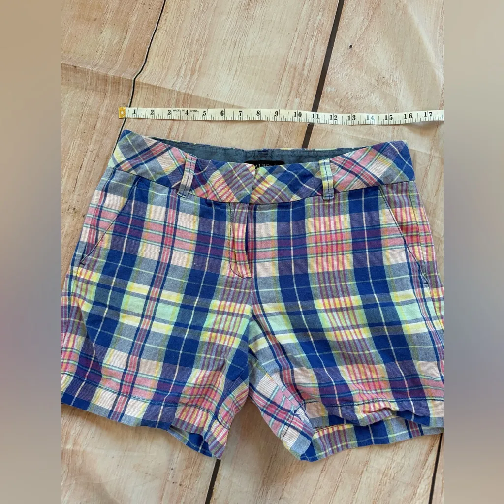 Talbots Size 6P Women's Perfect Shorts Blue Pink Plaid Linen Cotton Petite - Image 5