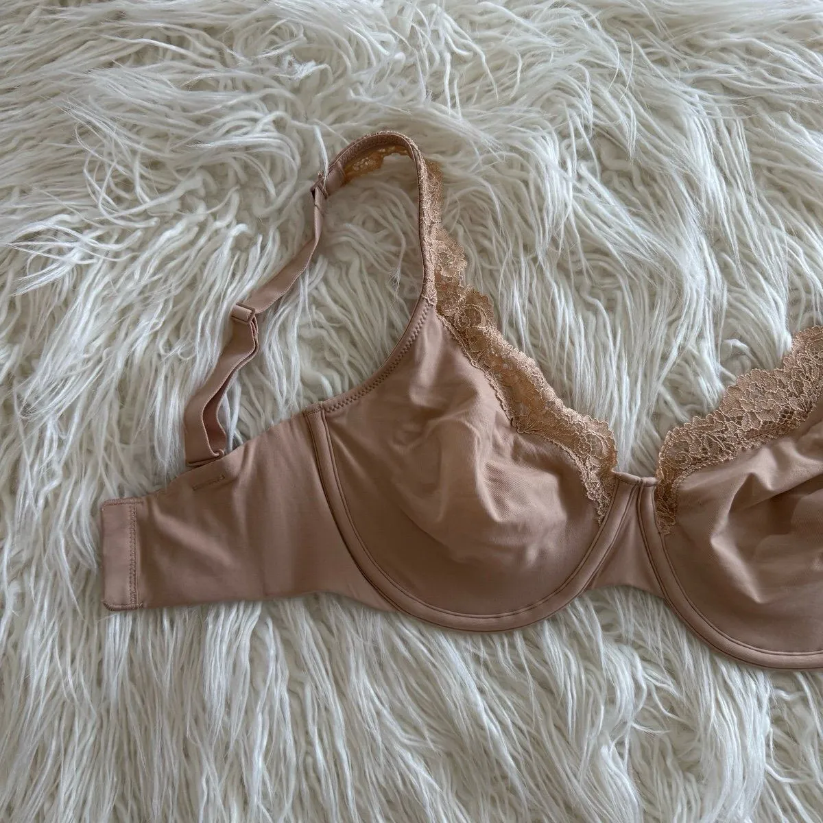 Skims Fits Everybody Lace Unlined Full Coverage Bra Clay Size 32DDD - Image 2