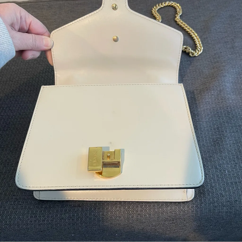 GUCCI Sylvie Mini Leather Shoulder Bag, White w/ Red & Blue Sherry Line-Preowned - Image 7