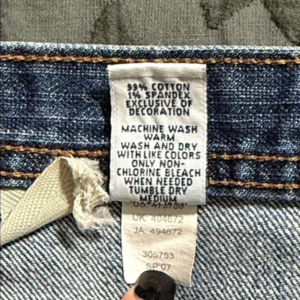 GAP jeans stretch denim mini skirt size 8 fleur de lis back pockets - Image 6