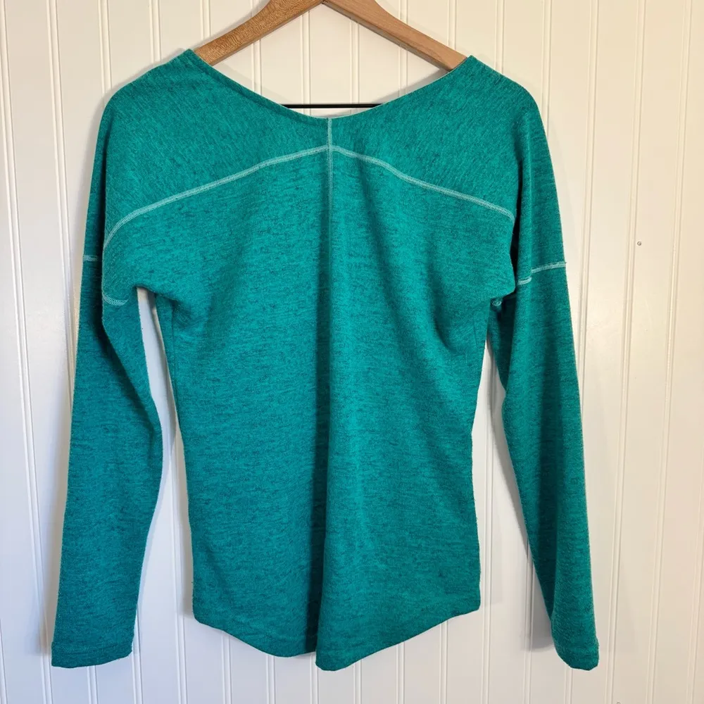 Title Nine Women’s Teal Green Athleisure Long Sleeve Size XS - Image 5