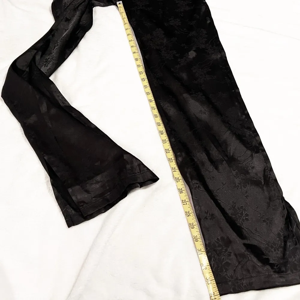 NEW Lioness St Germain Pants Satin Black Floral High Rise Straight Leg Medium - Image 9