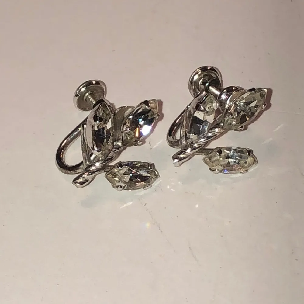 Van Dell Sterling Crystal Rhinestone Flower Screw Back Clip On Earrings Silver - Image 2