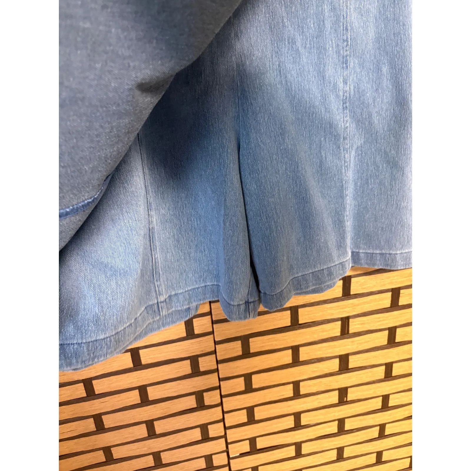 D&Co Denim Skort Size Large - Image 6