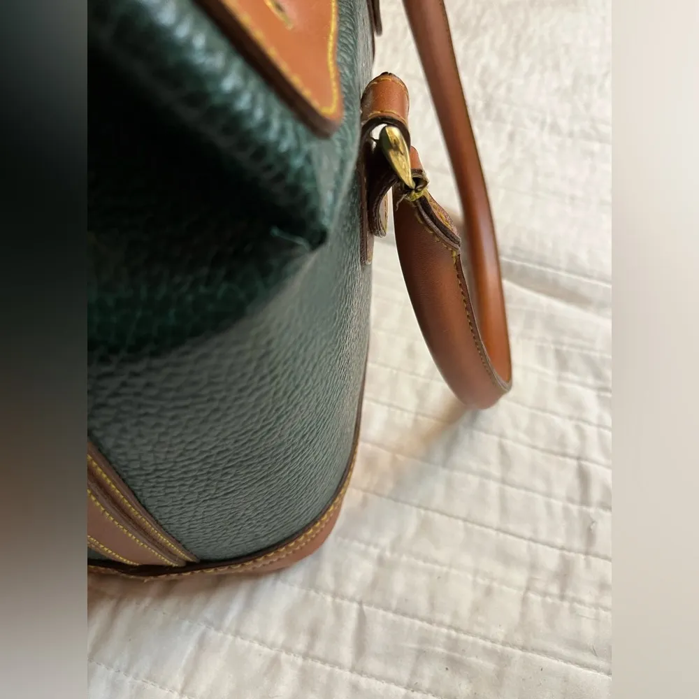 Vintage green and brown leather handbag - Image 5
