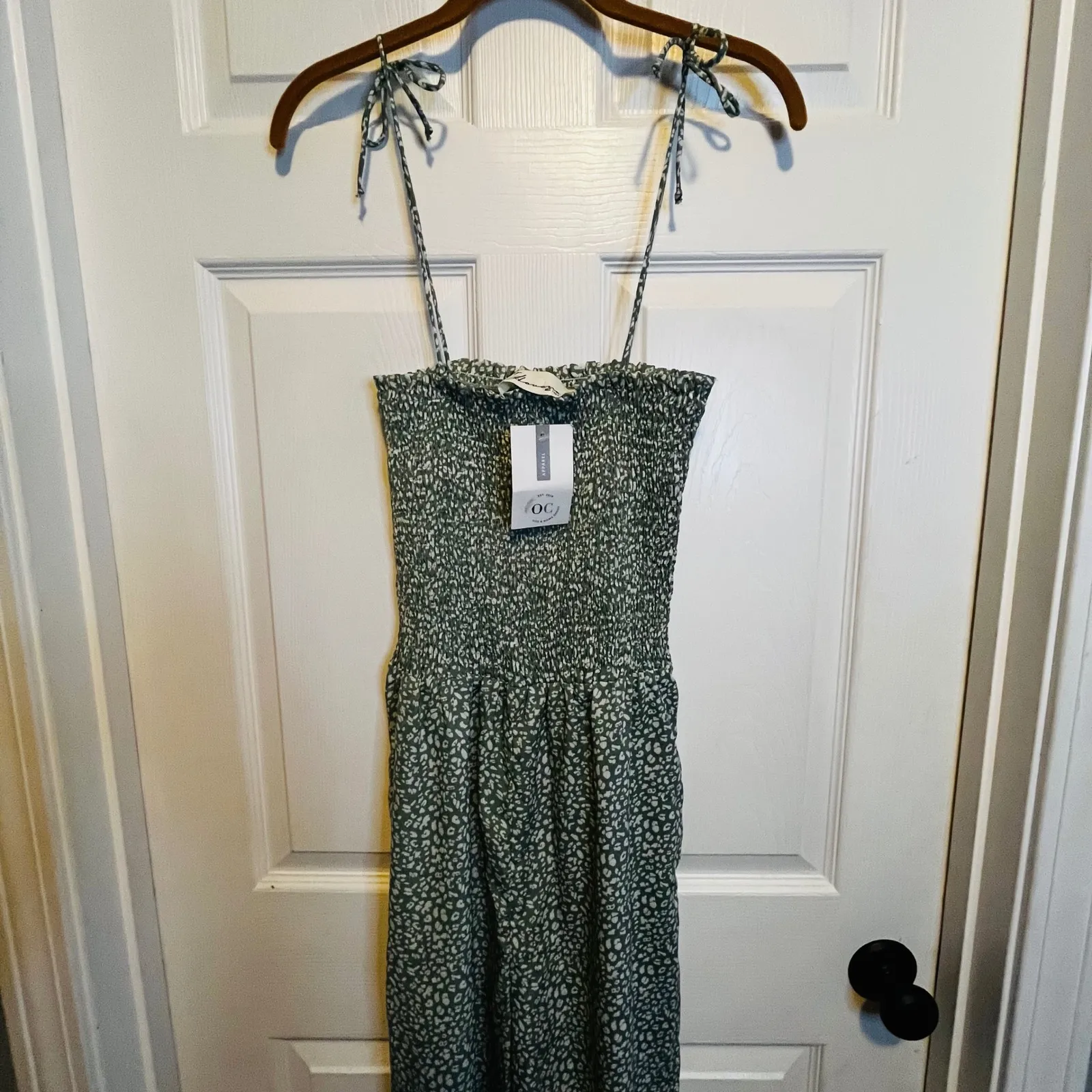 Women's Smocked Jumpsuit Green White Print Wide Leg Spaghetti Strap Wide Leg M - Image 10