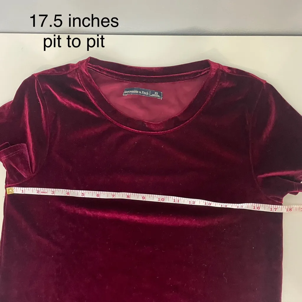Abercrombie & Fitch red velvet t-shirt - Image 6