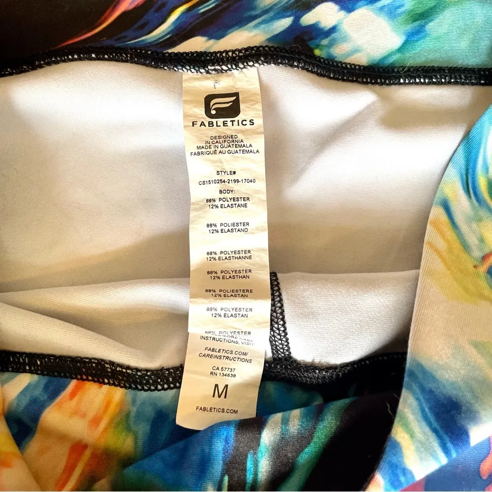 FABLETICS graffiti color splash leggings, size M - Image 3