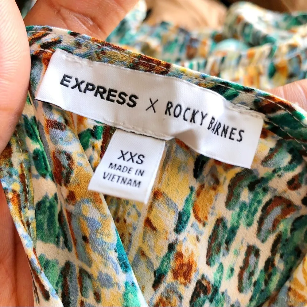 EXPRESS x ROCKY BARNES | Printed Boho Open Back Flounce Maxi Dress Sz XXS - Image 6