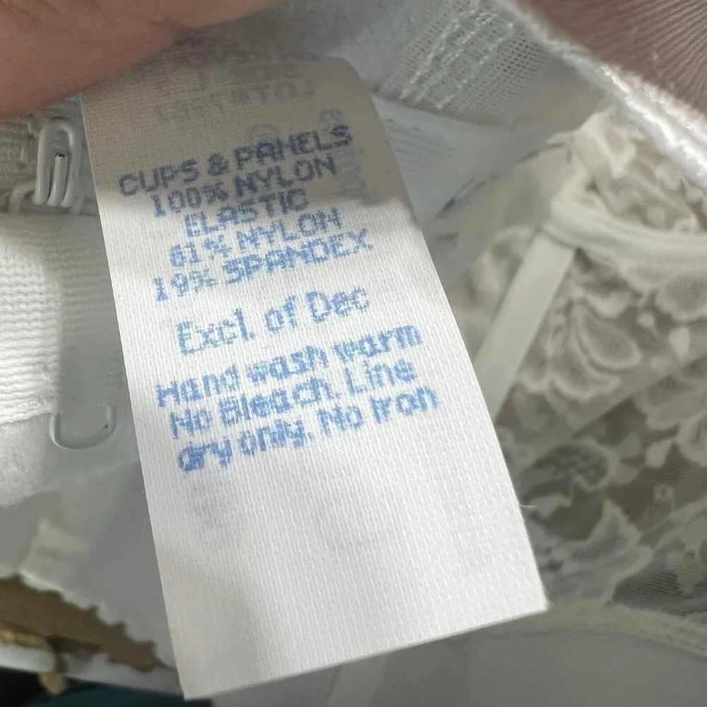 Goddess (46C) American VINTAGE 80s White Lace Long Line Bustier DEADSTOCK 1278 Size undefined - Image 6