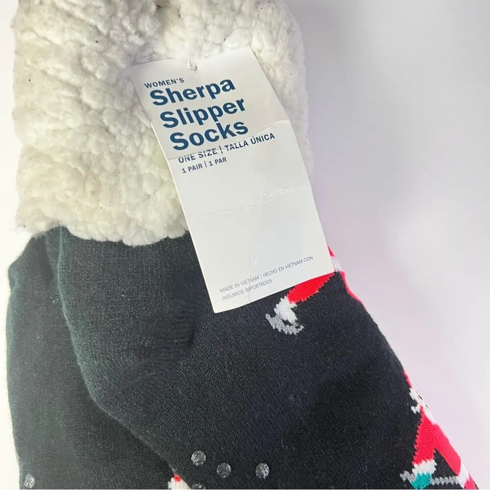Old Navy Women’s Seasonal Holiday Sherpa Slipper Socks One Size - Image 2