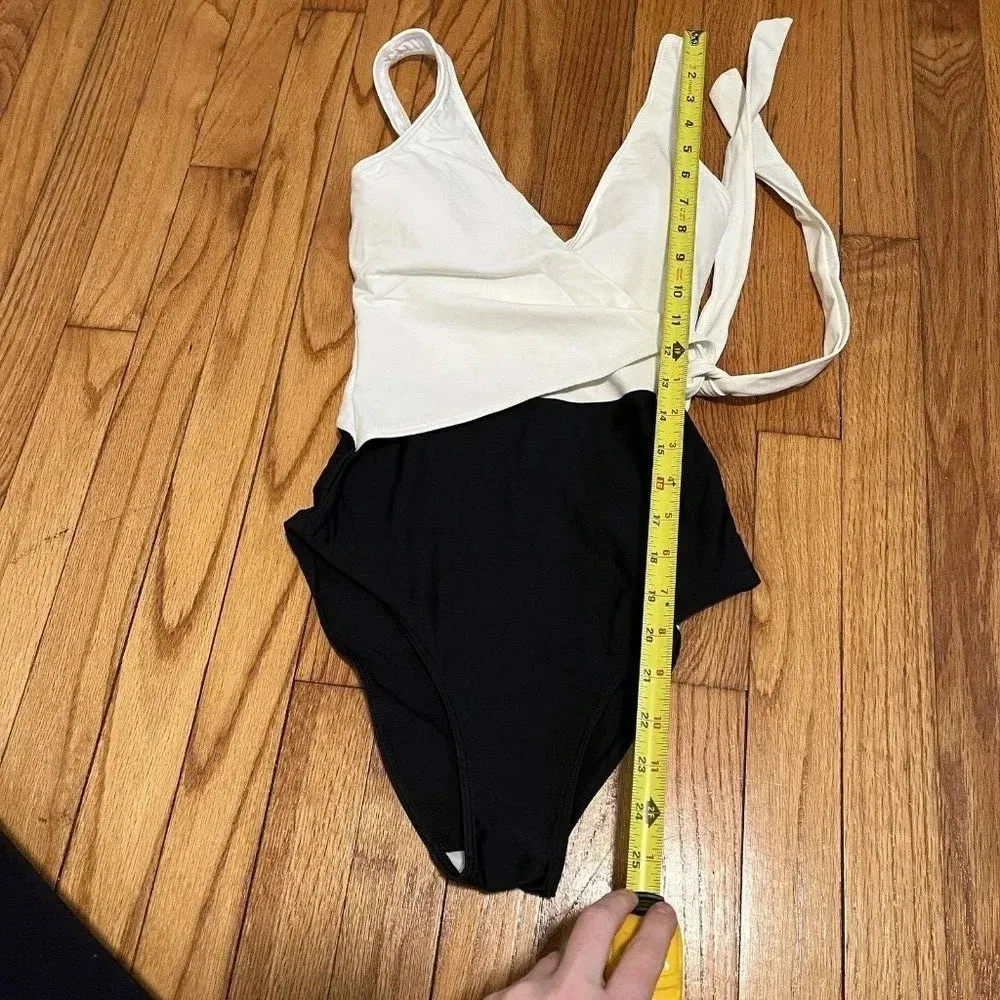 Summersalt The Perfect Wrap‎ One-Piece in Sea Urchin & White Sand Size 2LT - Image 8