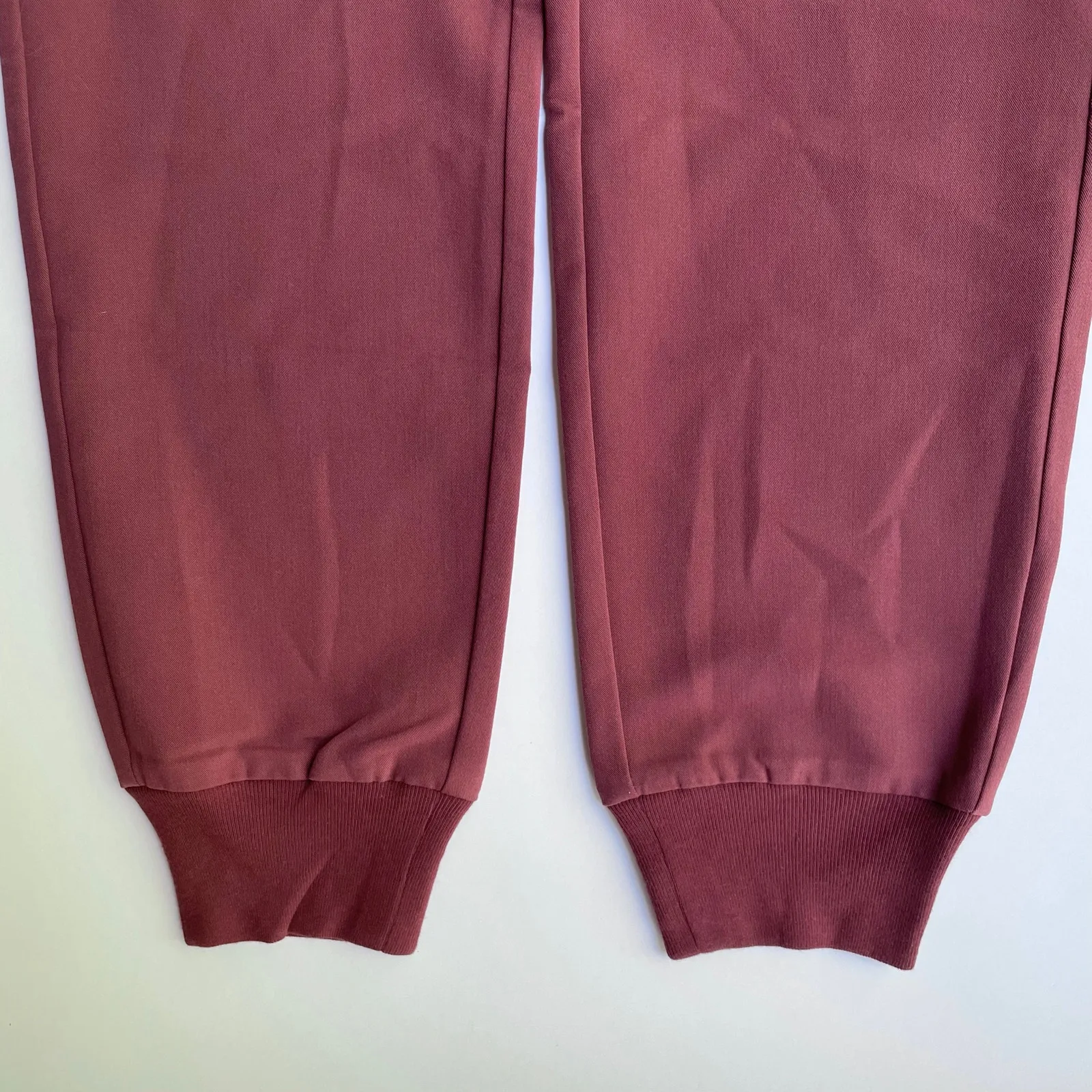 FIGS Zamora Scrub Pants High Waisted Jogger Dark Cherry Size XXS NEW - Image 4