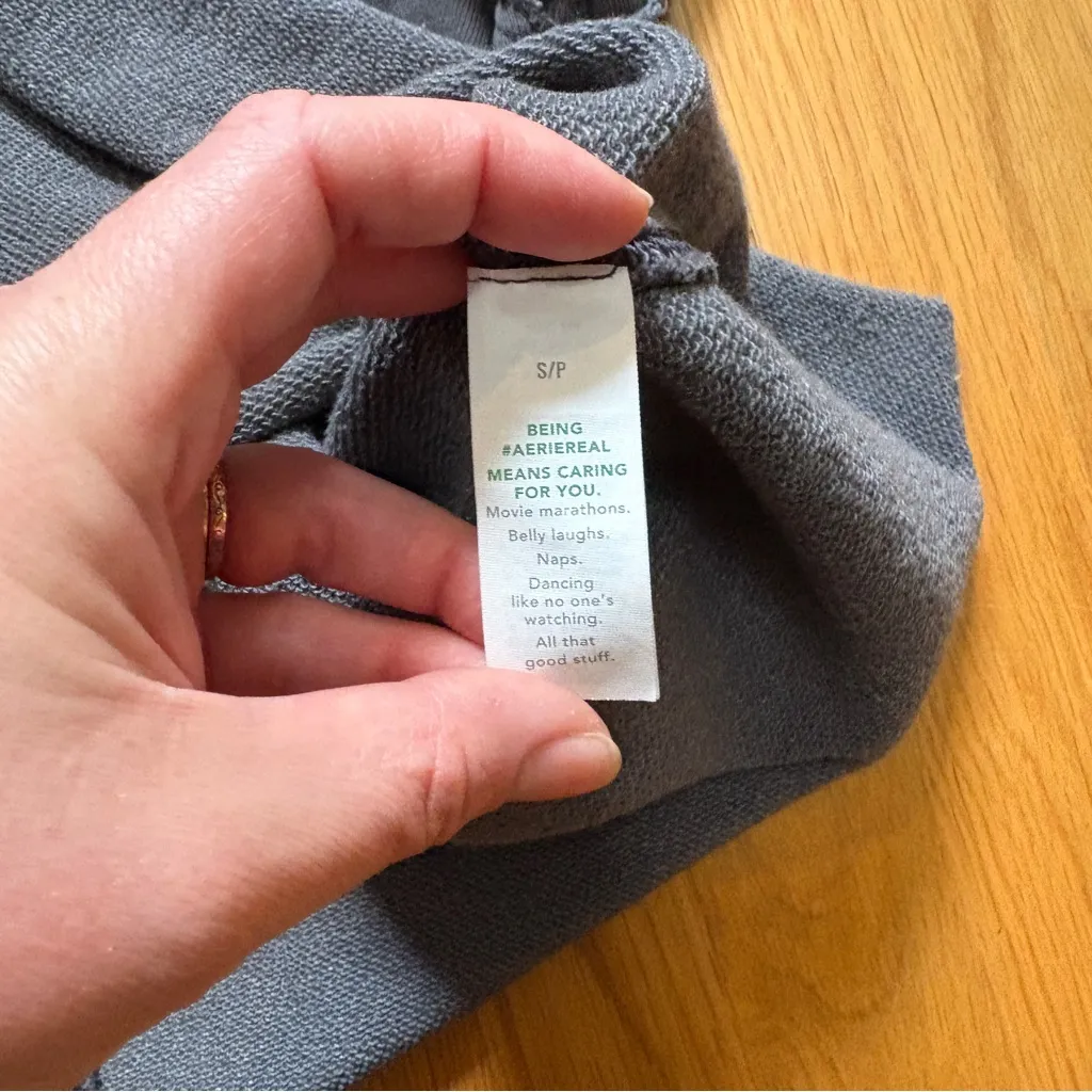 Aerie Gray Oversized Cozy Crew Neck Long Sleeve Sweatshirt Distressed Women’s Sm - Image 10