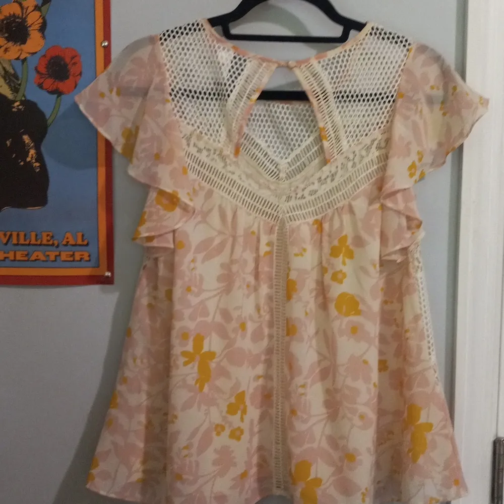 Anthropolgie HD in Paris Flutter Flores Blouse Pink and Mustard Floral Print - Image 15