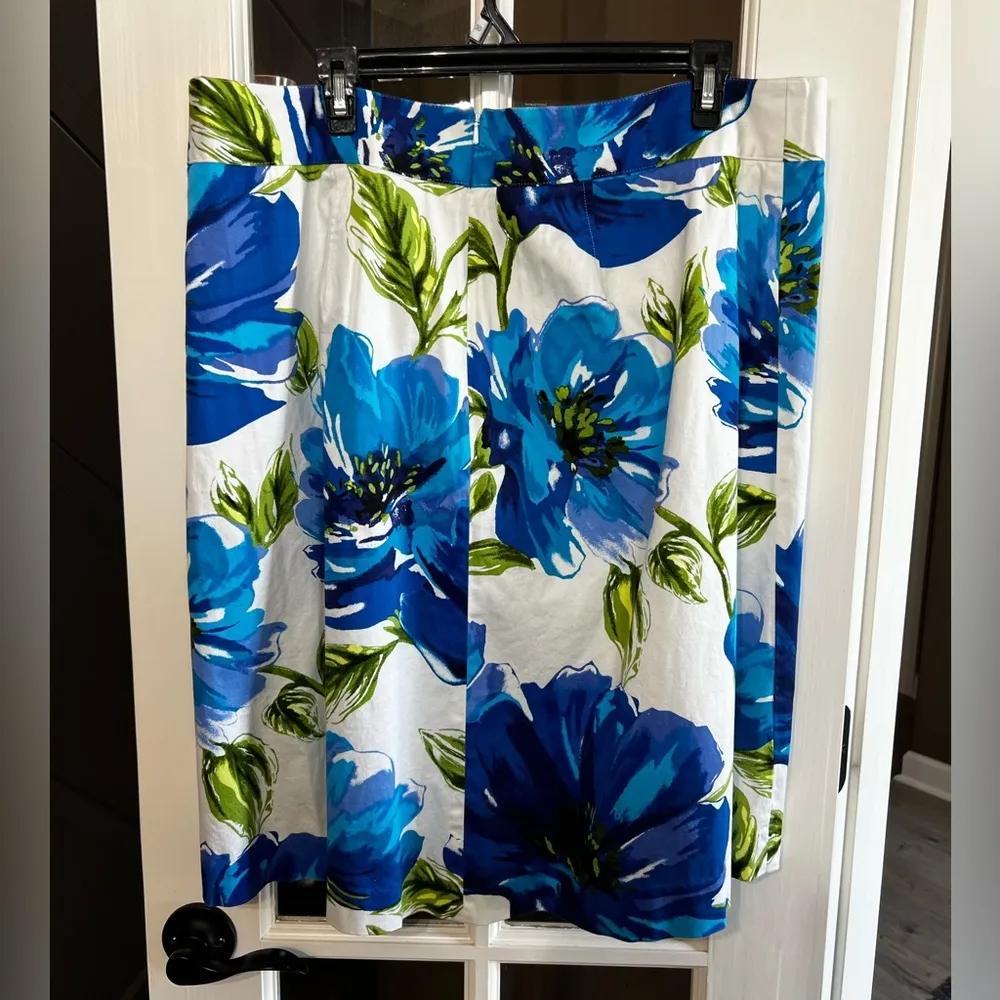 LANE BRYANT Floral Pencil Mini Skirt Size 18 - Image 2