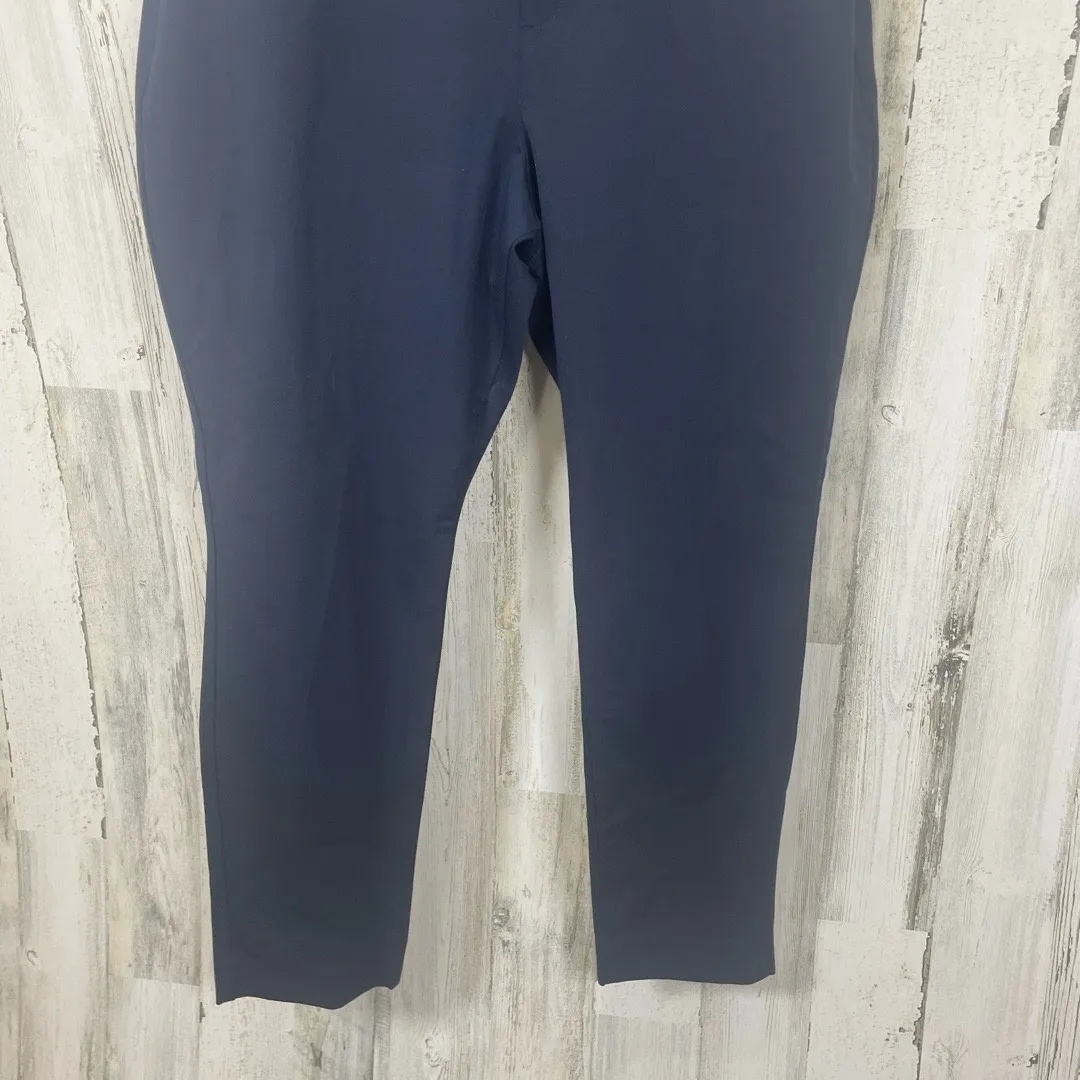NWT Old Navy High Rise Pixie Pants Navy size 16 Secret-Smooth Pocket Office Work - Image 5