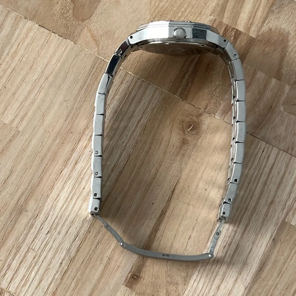 Bulova Diamonds Ladies Watch Diamond Bezel Markers Stainless Bracelet White Dial - Image 10